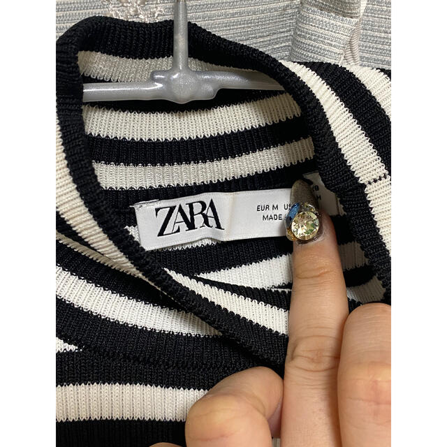 ZARA ボーダービスチェ付きトップス 1