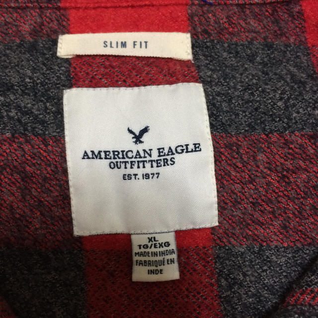 American Eagle(アメリカンイーグル)の秋冬用スリムフィットシャツ レディースのトップス(シャツ/ブラウス(長袖/七分))の商品写真