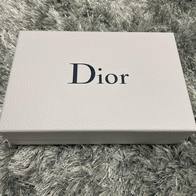 Dior(ディオール)の【50いいね突破】Dior ディオール【箱なし】 レディースのバッグ(ショルダーバッグ)の商品写真