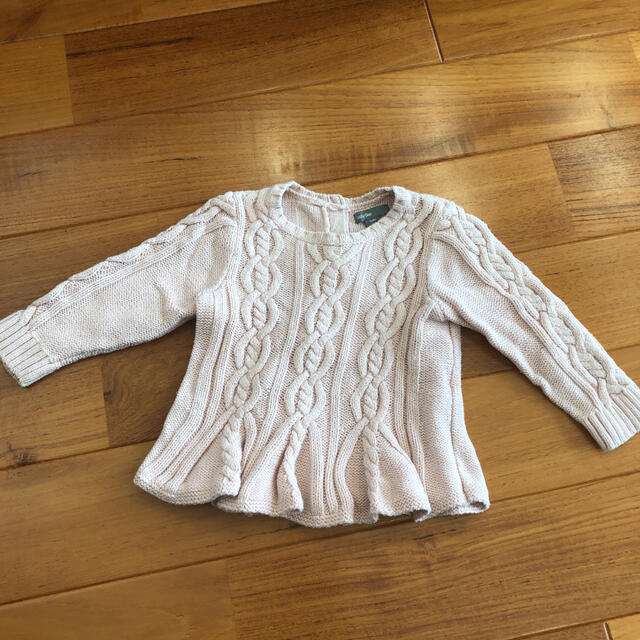 babyGAP(ベビーギャップ)のbabyGAP ペプラムニット キッズ/ベビー/マタニティのキッズ服女の子用(90cm~)(ニット)の商品写真