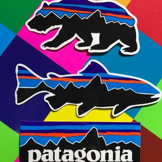 パタゴニア(patagonia)の★最新作★新品未使用　パタゴニア　フィッツロイ柄ステッカー　3枚セット　ベア(その他)