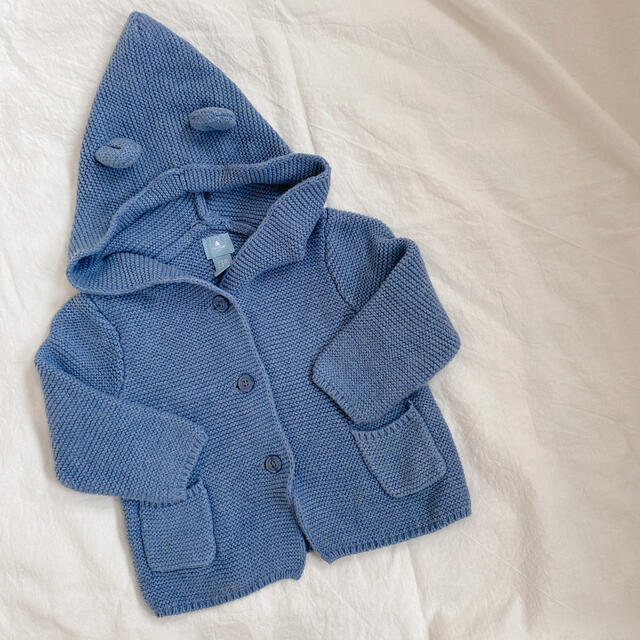 babyGAP(ベビーギャップ)のbaby GAP クマ耳ニットカーディガン キッズ/ベビー/マタニティのベビー服(~85cm)(カーディガン/ボレロ)の商品写真