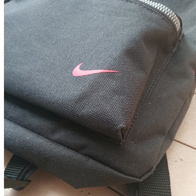 NIKE(ナイキ)の三兄弟ママさん専用  NIKE 子供 リュック バッグ  キッズ/ベビー/マタニティのこども用バッグ(リュックサック)の商品写真