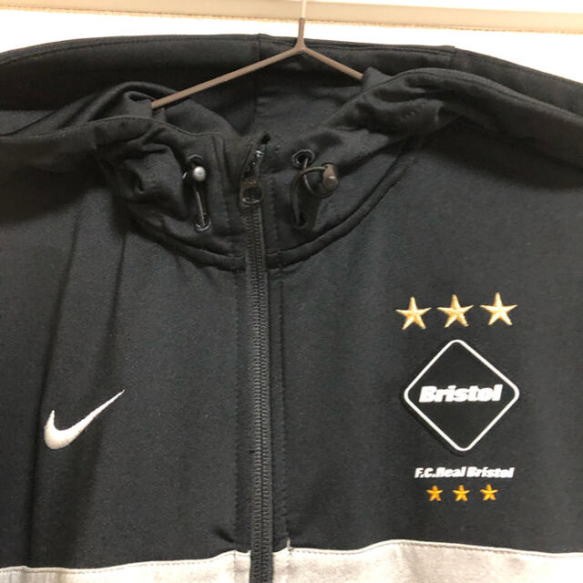 F.C.R.B.(エフシーアールビー)のFCRB NIKEジャージ生地パーカー　M メンズのトップス(パーカー)の商品写真