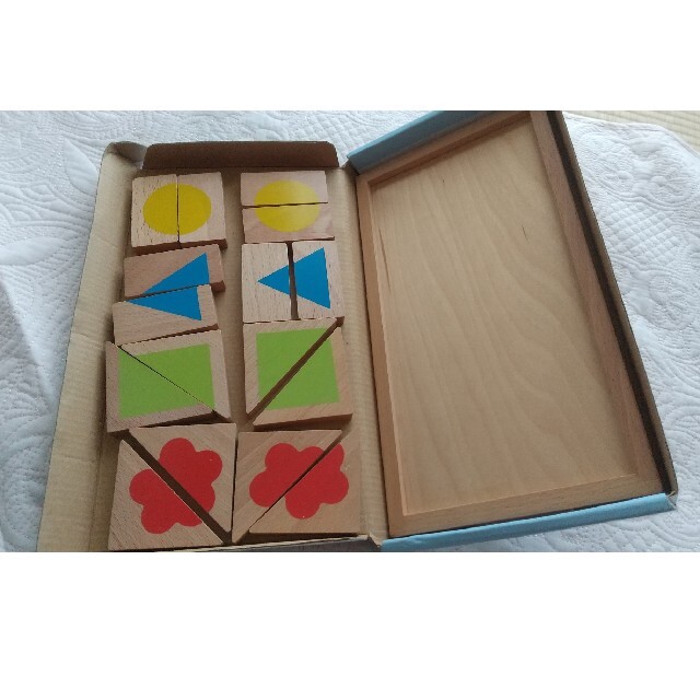 BorneLund(ボーネルンド)の木製パズル　知育玩具　クリスマスプレゼント キッズ/ベビー/マタニティのおもちゃ(知育玩具)の商品写真