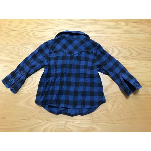 BeBe(ベベ)のBEBE キッズ　ネルシャツ　size90 紺　チェック キッズ/ベビー/マタニティのキッズ服男の子用(90cm~)(Tシャツ/カットソー)の商品写真