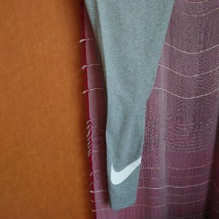 ナイキ(NIKE)のNIKE レディース  レギンス ロゴ 2 グレー Ｌ(レギンス/スパッツ)