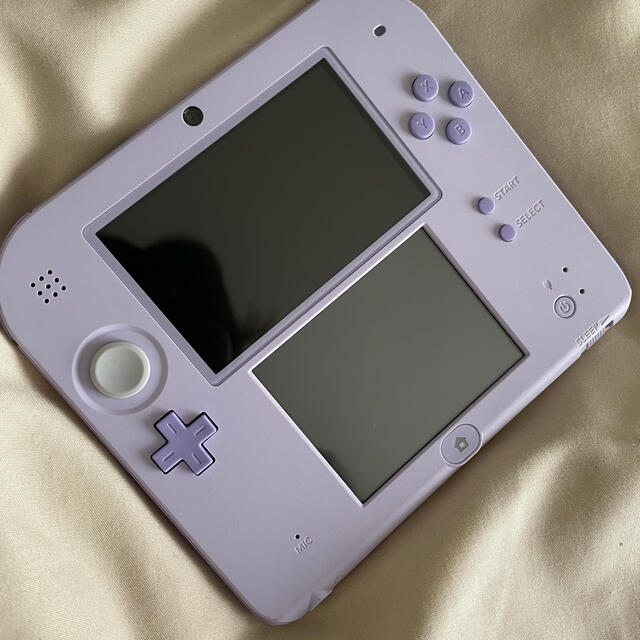 ニンテンドー2DS(ニンテンドー2DS)のニンテンドー　2DS 本体　セット エンタメ/ホビーのゲームソフト/ゲーム機本体(携帯用ゲーム機本体)の商品写真