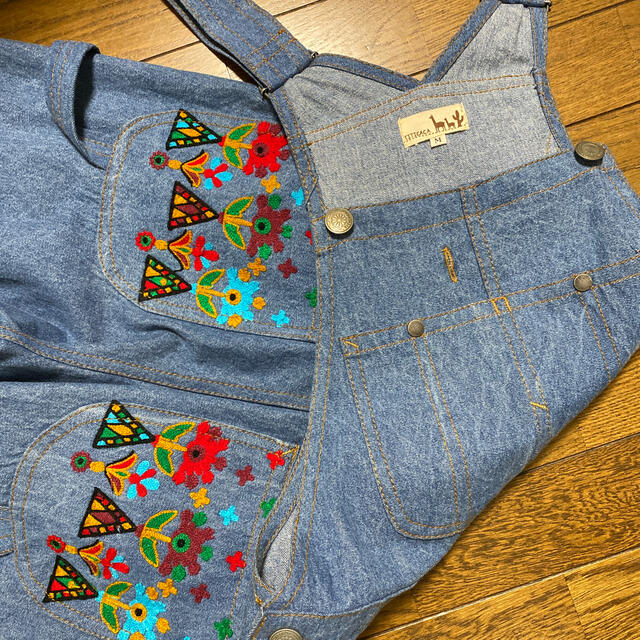 titicaca - カッチ刺繍デニムオーバーオールの通販 by titicaca - カッチ刺繍デニムオーバーオールの通販 by