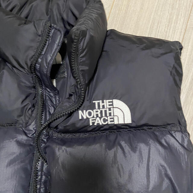 THE NORTH FACE(ザノースフェイス)のTHE NORTH FACE ヌプシ　ダウンベスト　黒 メンズのジャケット/アウター(ダウンベスト)の商品写真