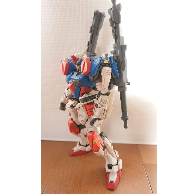 BANDAI(バンダイ)のMG 1/100 バスターガンダム エンタメ/ホビーのおもちゃ/ぬいぐるみ(模型/プラモデル)の商品写真