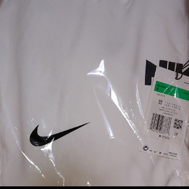 sacai(サカイ)のNike x sacai Hoodie パーカー　ホワイト メンズのトップス(パーカー)の商品写真