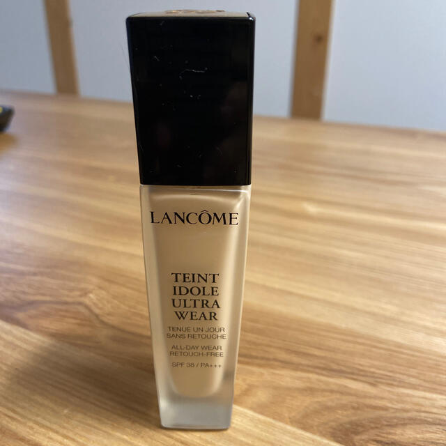 LANCOME(ランコム)の中古★ランコム　タンイドルウルトラウェアリキッドBO-03 コスメ/美容のベースメイク/化粧品(ファンデーション)の商品写真