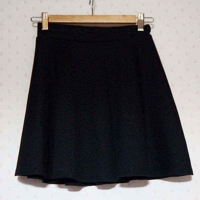 GU(ジーユー)のGUフレアスカート黒♡ミニ丈S レディースのスカート(ミニスカート)の商品写真