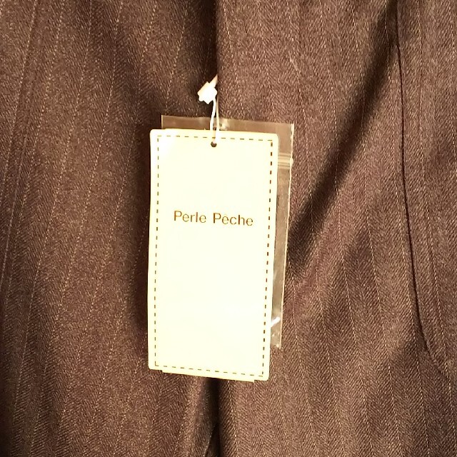 Perle Peche(ペルルペッシュ)のロングパンツグレーストライプ柄 レディースのパンツ(カジュアルパンツ)の商品写真