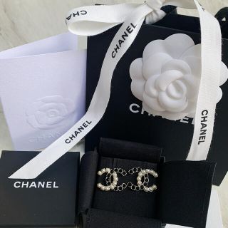 シャネル(CHANEL)のCHANEL / 今期新作シャネルピアス/ 新品同様(ピアス)