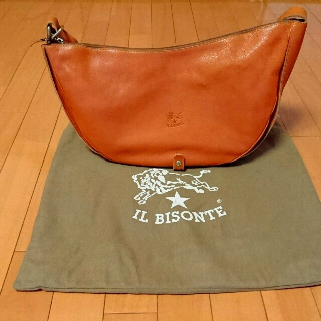 【本物新品保証】 IL ショルダーバッグ イルビゾンテ 美品☆ - BISONTE ショルダーバッグ 【本物新品保証】 IL ショルダーバッグ イルビゾンテ 美品☆ - BISONTE ショルダーバッグ
