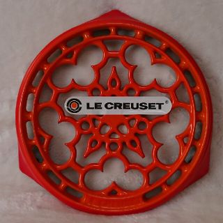 ルクルーゼ(LE CREUSET)のル・クルーゼ  鍋敷き 鋳物(収納/キッチン雑貨)