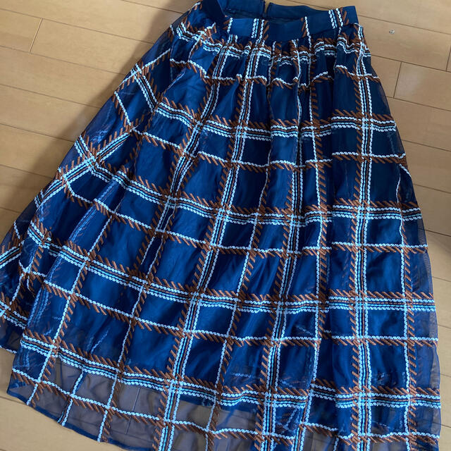 Rirandture(リランドチュール)の新品タグ付き定価16000円　リランドチュール　チェックロングスカート　ネイビー レディースのスカート(ロングスカート)の商品写真