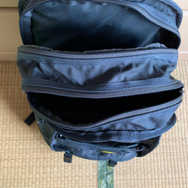 NIKE(ナイキ)のNIKE リュック　　グレー メンズのバッグ(バッグパック/リュック)の商品写真