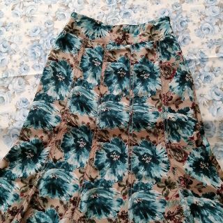 ローラアシュレイ(LAURA ASHLEY)の🌹Laura Ashley🌹(ひざ丈スカート)