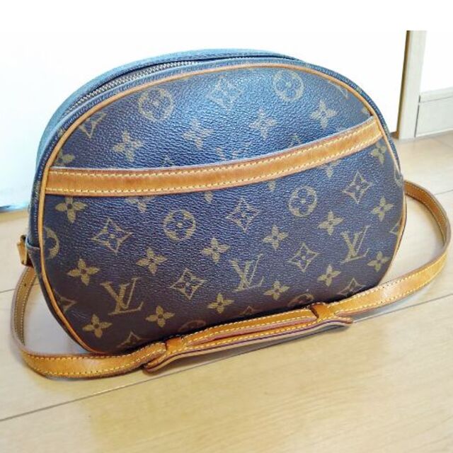 LOUIS VUITTON(ルイヴィトン)のルイヴィトン モノグラム ブロワ ショルダーバッグ M51221 バッグ  レディースのバッグ(ショルダーバッグ)の商品写真