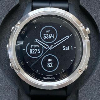 ガーミン(GARMIN)の★新品未使用★ガーミン　フェニックス5  Fenix 5 Plus Black(腕時計(デジタル))