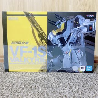 バンダイ(BANDAI)のDX超合金初回限定版VF-1Sバルキリー ロイ・フォッカースペシャル1体(模型/プラモデル)