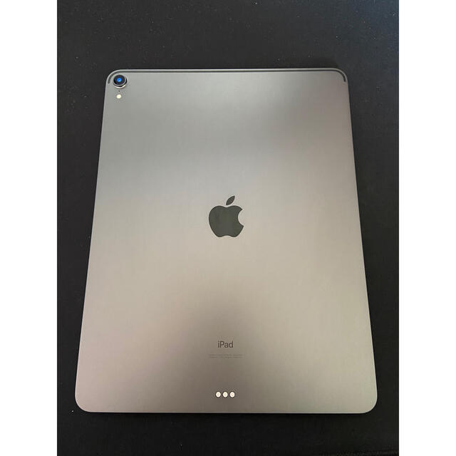 Apple(アップル)の（美品）iPad Pro 第3世代　12.9インチ　256GB スマホ/家電/カメラのPC/タブレット(タブレット)の商品写真