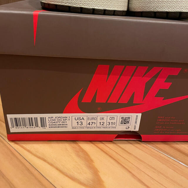 NIKE(ナイキ)のUS13 31cm JORDAN 1 LOW TRAVIS SCOTT メンズの靴/シューズ(スニーカー)の商品写真