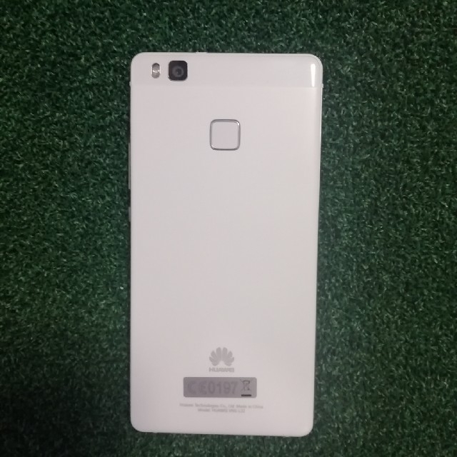 ANDROID(アンドロイド)の専用　huawei P9 lite　 スマホ/家電/カメラのスマートフォン/携帯電話(スマートフォン本体)の商品写真