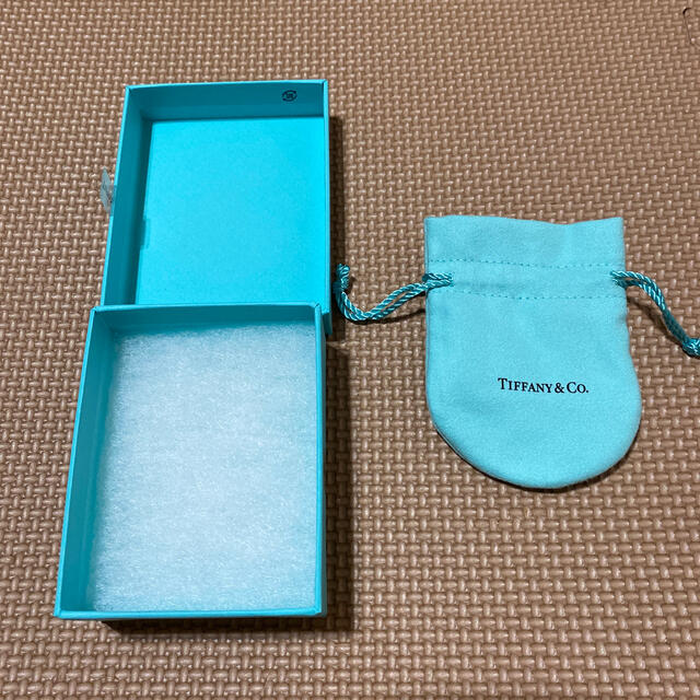 Tiffany & Co.(ティファニー)のティファニー　箱 レディースのバッグ(ショップ袋)の商品写真