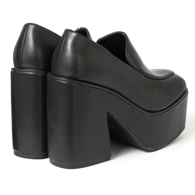 GRLスクエアトゥ厚底ボリュームローファー レディースの靴/シューズ(ローファー/革靴)の商品写真