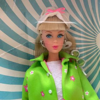 バービー(Barbie)のさらに値下げしました　Far Out Barbie(その他)