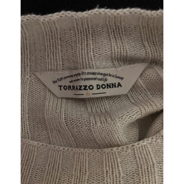 TORRAZZO DONNA(トラッゾドンナ)のトラッゾドンナ⭐️リブニット ベージュ レディースのトップス(ニット/セーター)の商品写真