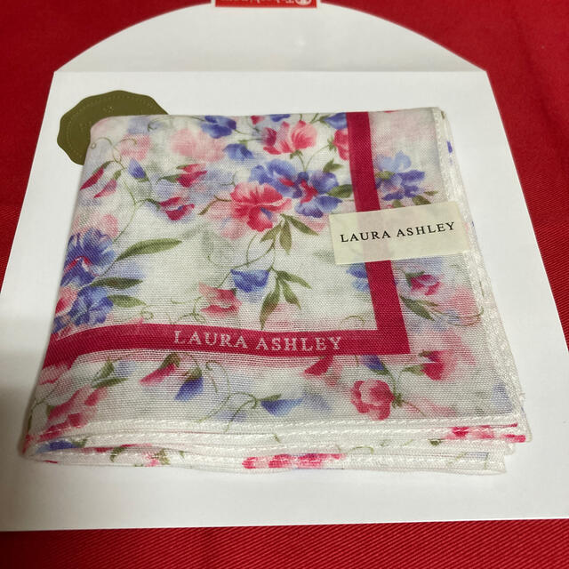 LAURA ASHLEY(ローラアシュレイ)のLAURA ASHLEY ハンカチ レディースのファッション小物(ハンカチ)の商品写真