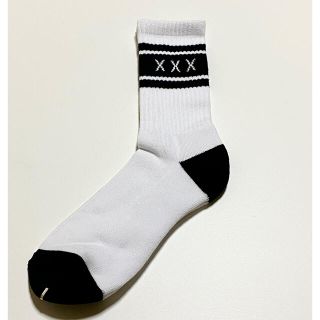 オフホワイト(OFF-WHITE)の新品 ゴッドセレクション xxx ソックス ホワイト us6〜8(ソックス)