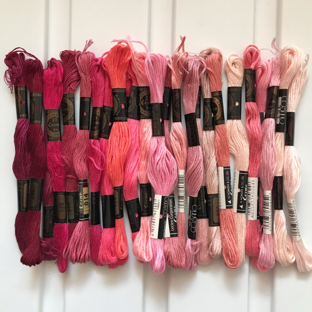 刺繍糸　Cosmo 25番　ピンク系25本セット ハンドメイドの素材/材料(生地/糸)の商品写真