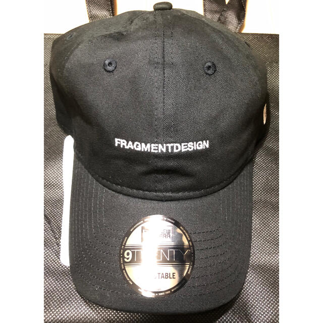 FRAGMENT(フラグメント)のNEW ERA FRAGMENT WORD LOGO CAP 新品 メンズの帽子(キャップ)の商品写真