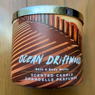 バスアンドボディーワークス(Bath & Body Works)のBath & Body Works キャンドル ocean driftwood (キャンドル)