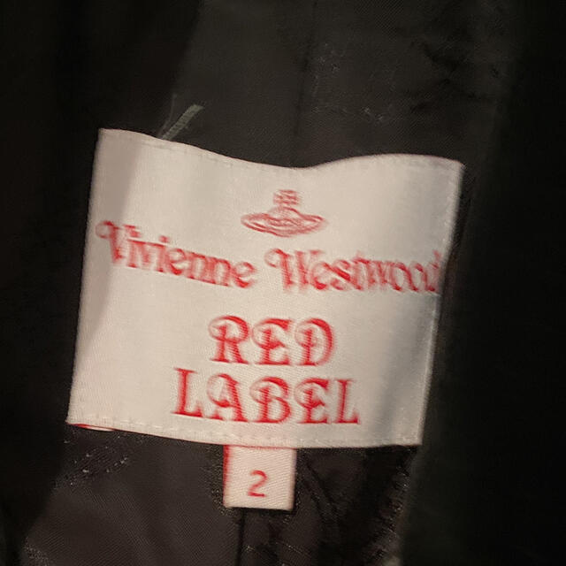 Vivienne Westwood(ヴィヴィアンウエストウッド)のヴィヴィアンウエストウッド　ラブジャケコート レディースのジャケット/アウター(チェスターコート)の商品写真