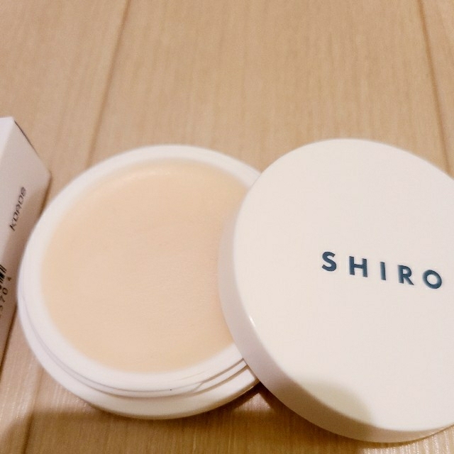 shiro(シロ)のSHIRO  ピオニー　練り香水 コスメ/美容の香水(香水(女性用))の商品写真