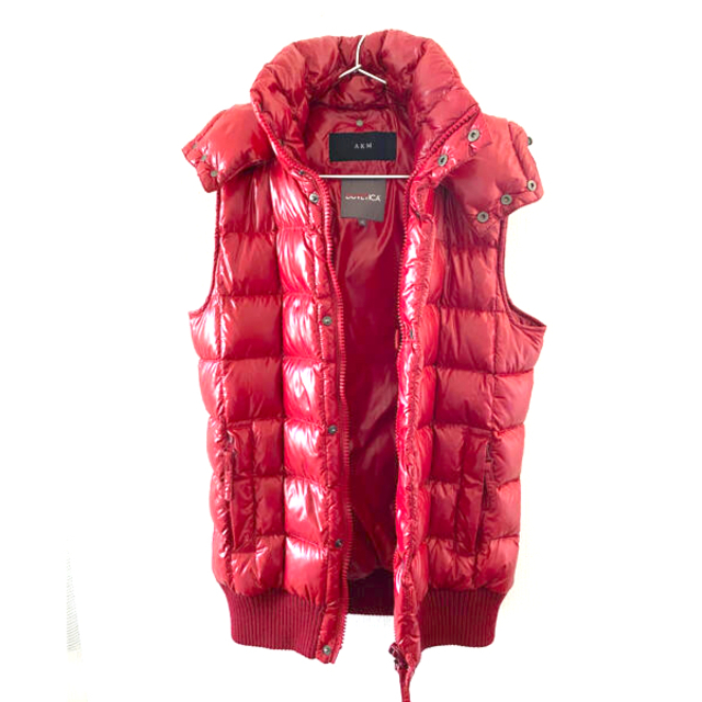 定価8万AKM× DUVETICA ダウンベスト 完売 コラボ chateauduroi.co