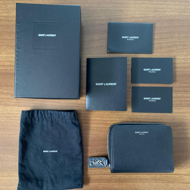 Saint Laurent(サンローラン)のサンローラン　二つ折り財布 レディースのファッション小物(財布)の商品写真