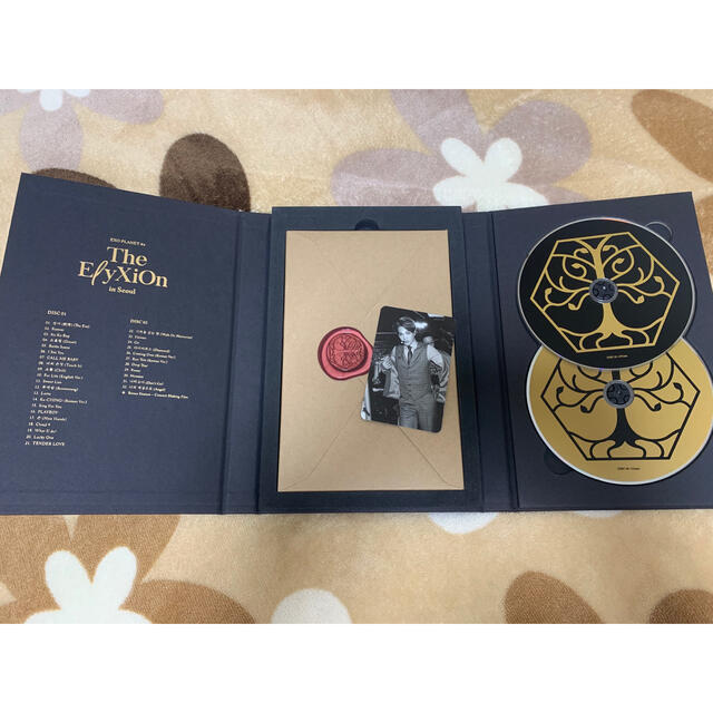 EXO The ElyXiOn  DVD