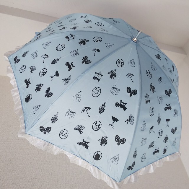 LADUREE(ラデュレ)のラデュレ エッフェル塔 水色 雨傘 LADUREE  長傘 レディースのファッション小物(傘)の商品写真