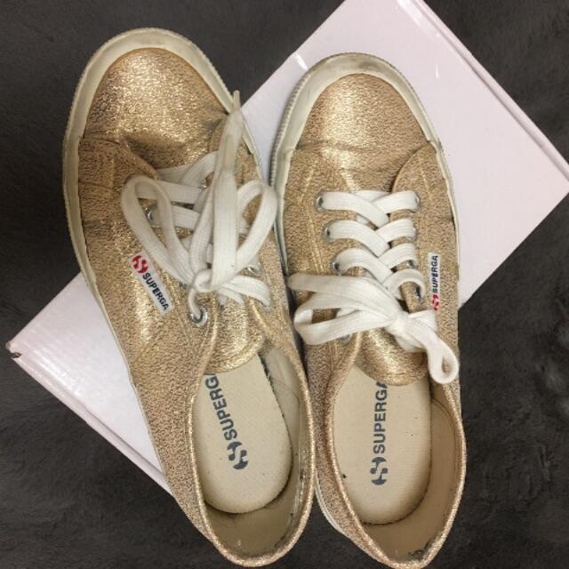 Superga Supergaゴールドスニーカー37の通販 By やまとん S Shop スペルガならラクマ