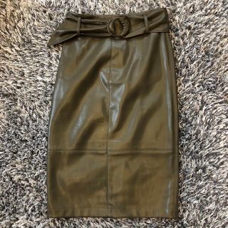 ザラ(ZARA)のザラ　エコレザースカート(ひざ丈スカート)