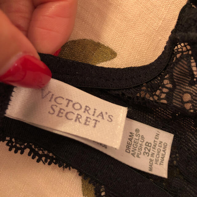 Victoria's Secret(ヴィクトリアズシークレット)の新品ヴィクトリアシークレット　ブラジャー レディースの下着/アンダーウェア(ブラ)の商品写真