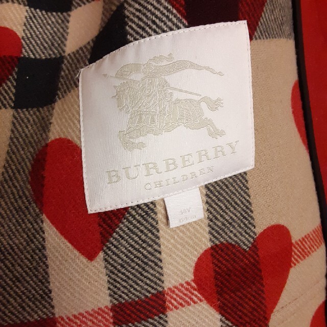 BURBERRY(バーバリー)のBURBERRY♥️ハートダッフルコート キッズ/ベビー/マタニティのキッズ服女の子用(90cm~)(コート)の商品写真